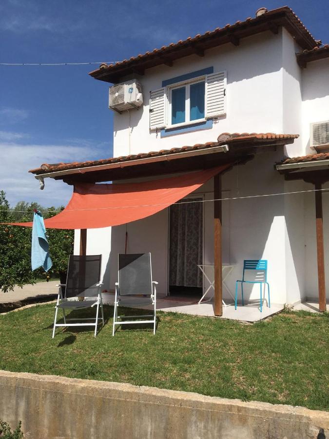 Spiti Ostria Villa Aigio Exterior photo